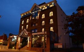 Ñikén Hotel Spa&Business Center